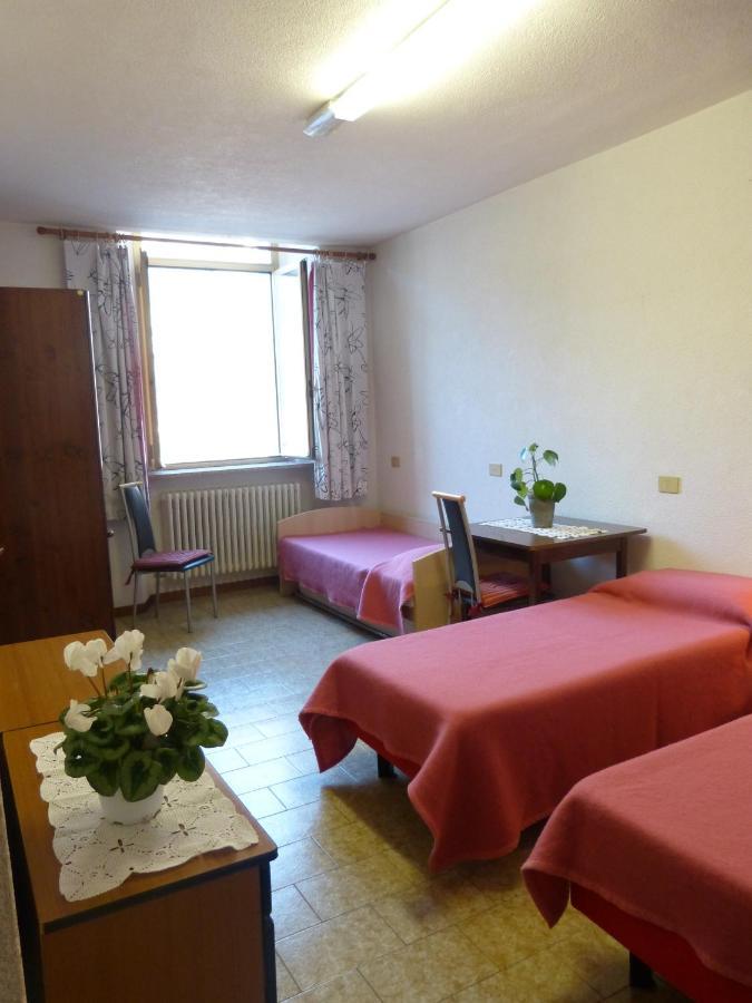 Ostello Al Deserto Chiavenna Dış mekan fotoğraf